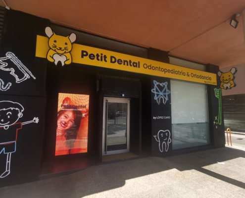 petit dental en Cádiz